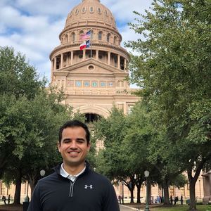 Meet your Posher, Roberto emiliano